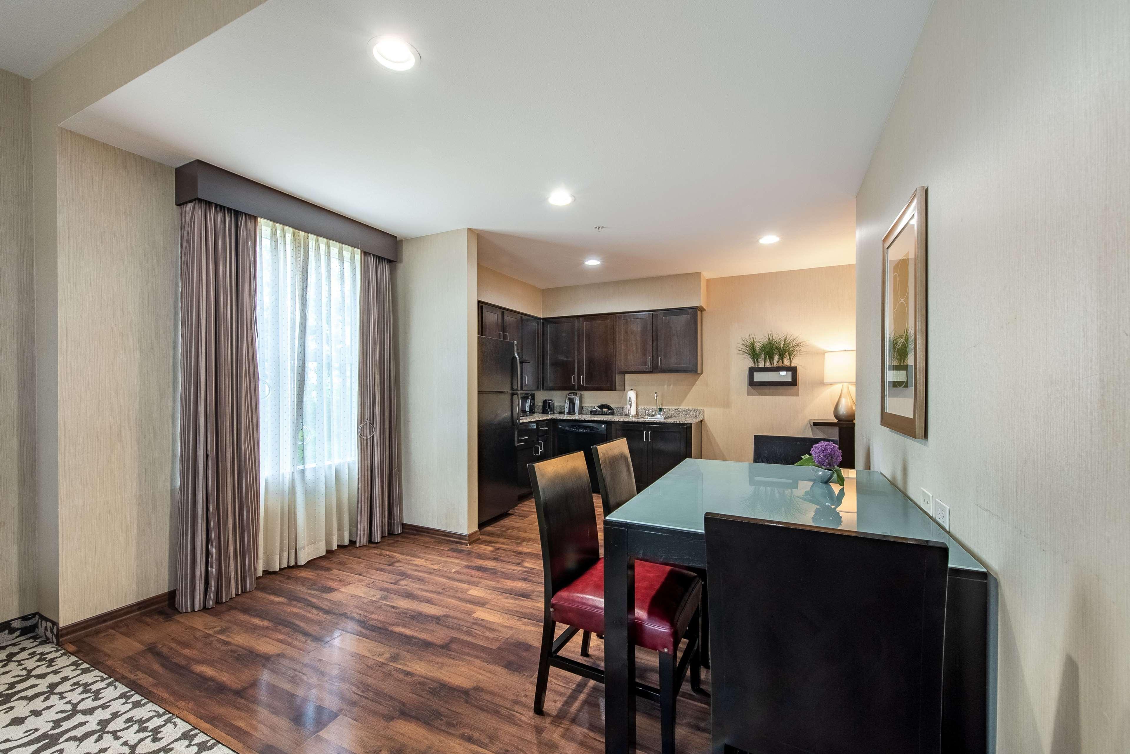 Homewood Suites By Hilton Oxnard/Camarillo Exterior photo