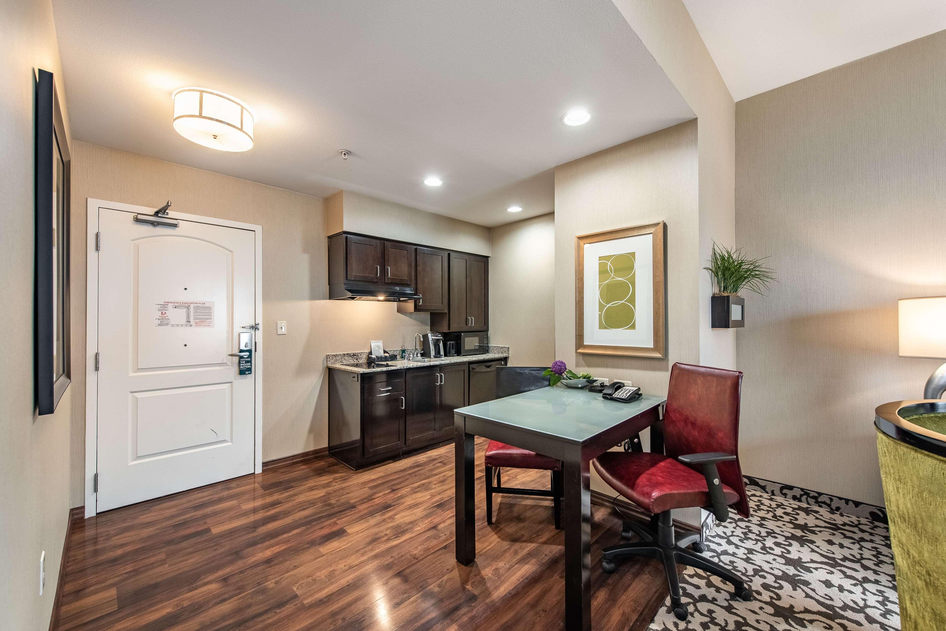 Homewood Suites By Hilton Oxnard/Camarillo Exterior photo