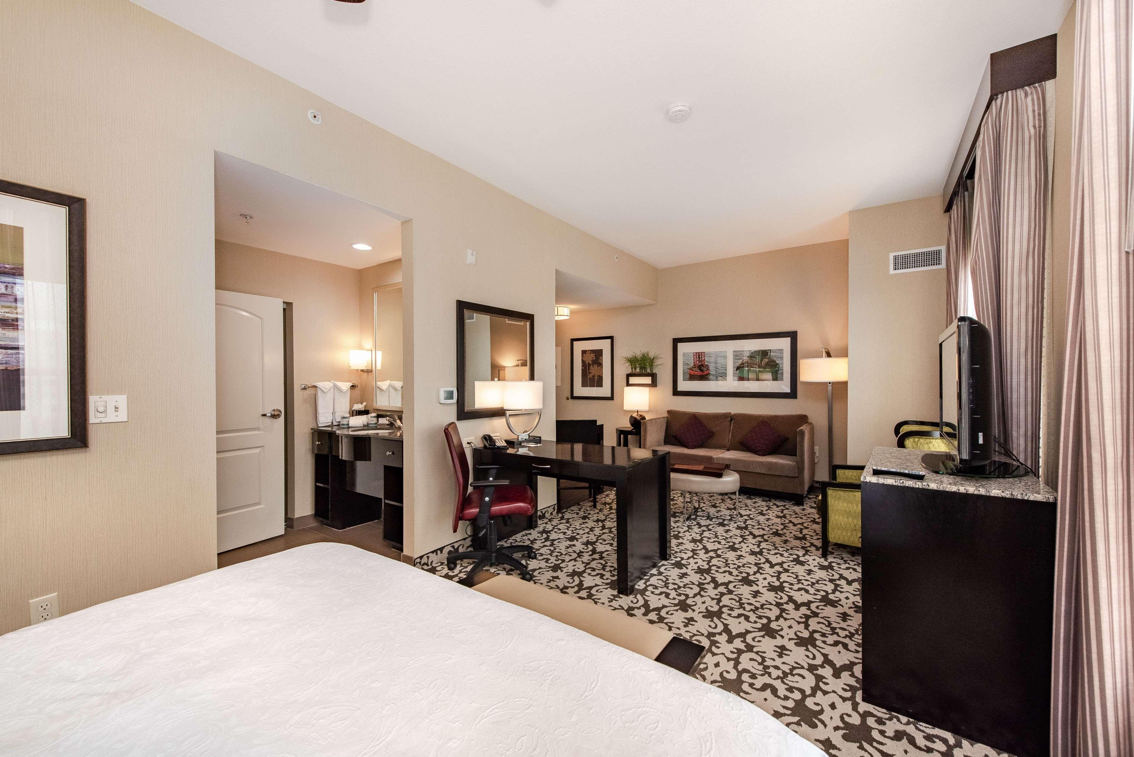 Homewood Suites By Hilton Oxnard/Camarillo Exterior photo